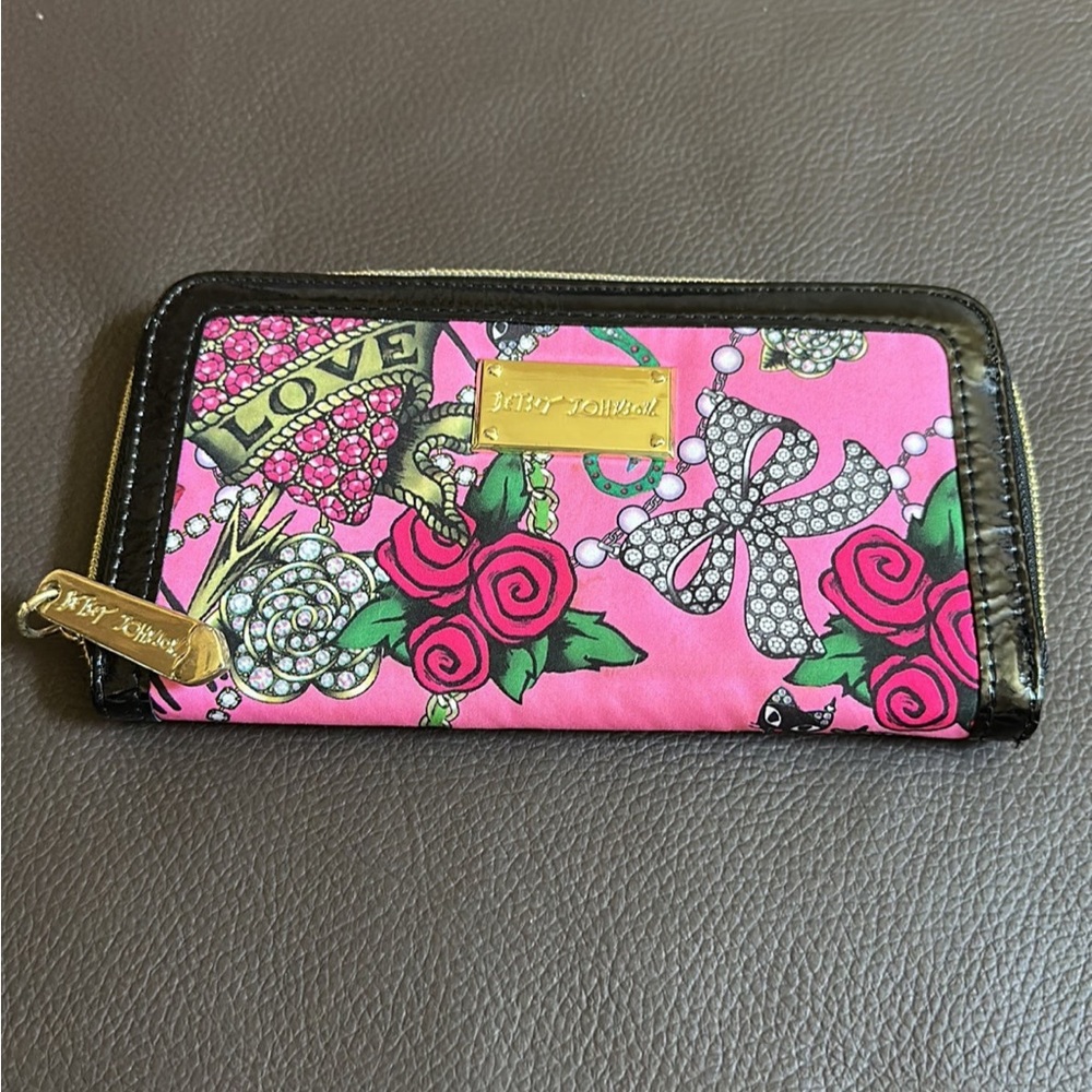 Betsey Johnson Zip Around Wallet